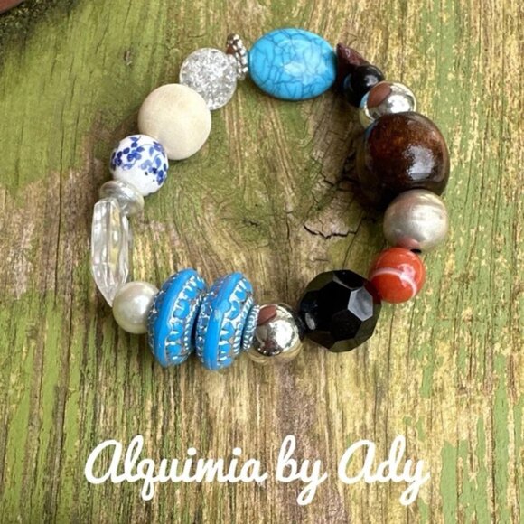 Maxi beads statement colorful bracelet with quartz and carnelian - Picture 1 of 2